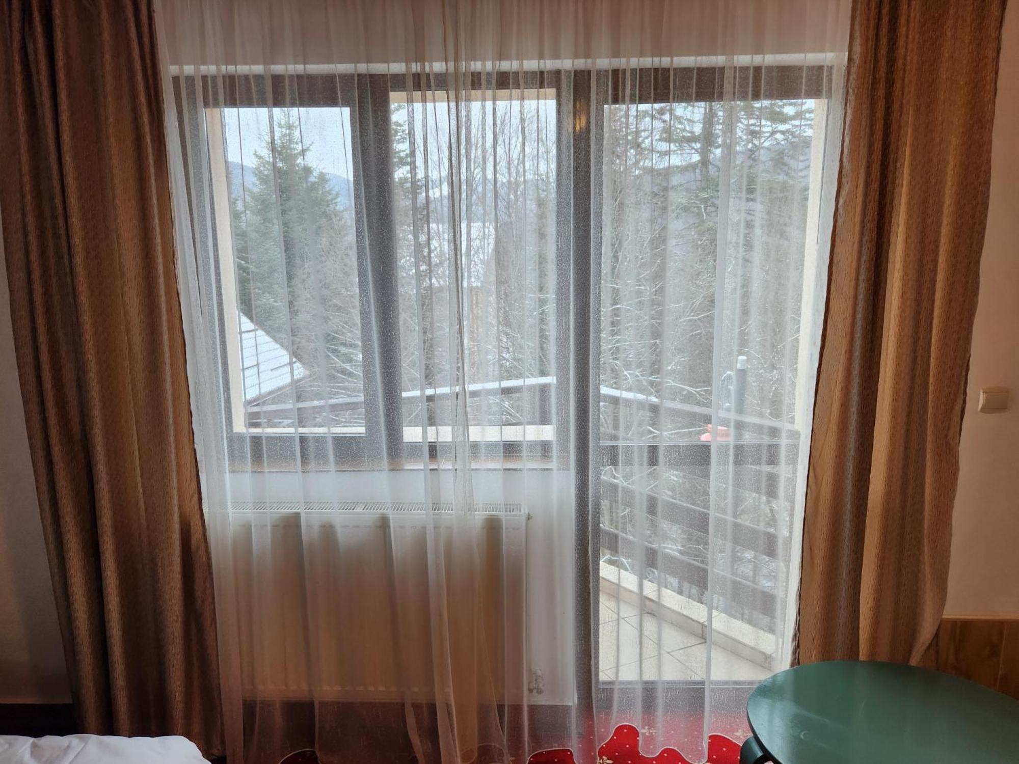 Holiday Houses Sinaia Bilik gambar